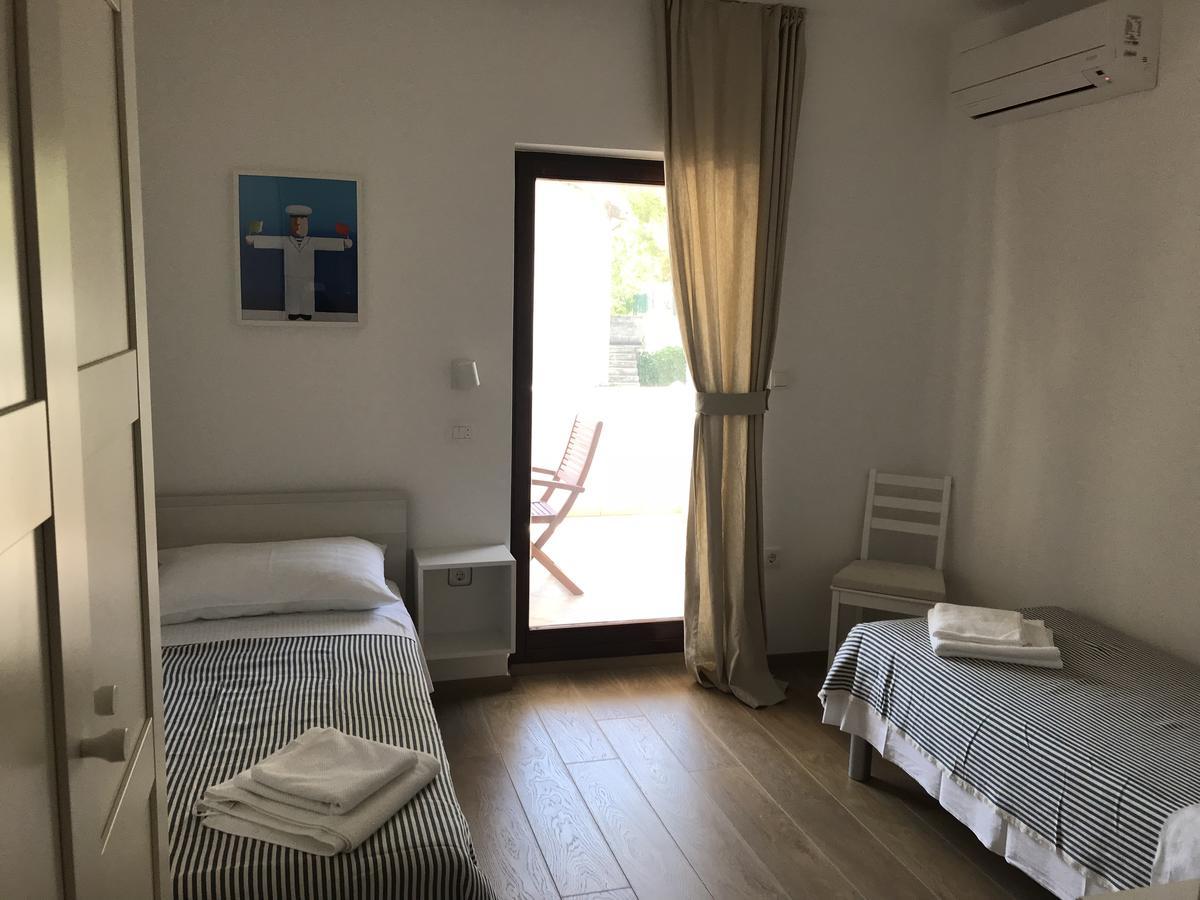 Apartments Vala Grebaštica Buitenkant foto